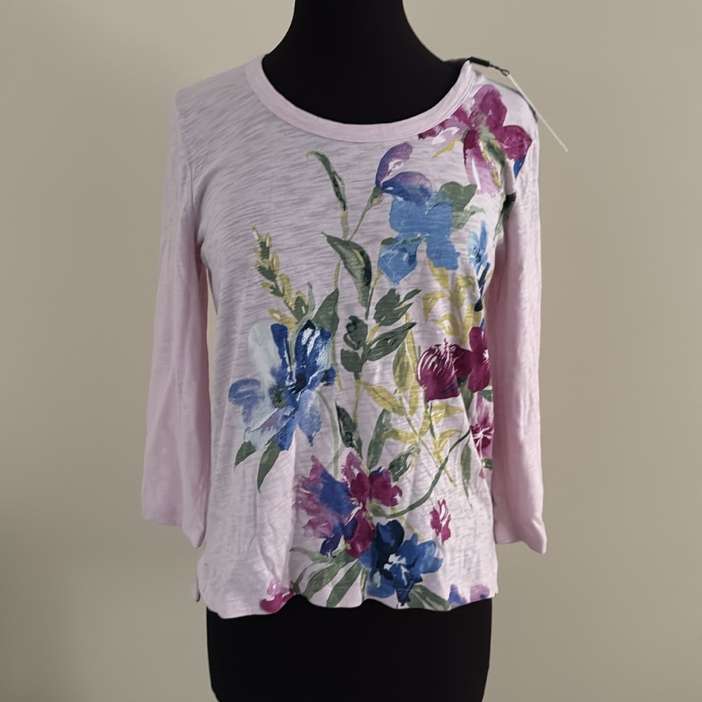 Chico's Floral Slub Scoop Neck Tee in Lavender Skies NWT Size M - Picture 5 of 8